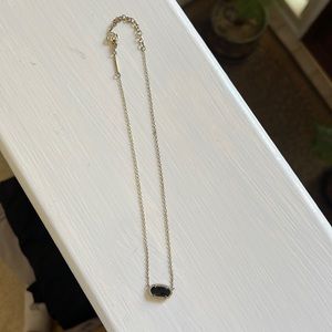 Kendra Scott Black and Gold Pendant Necklace